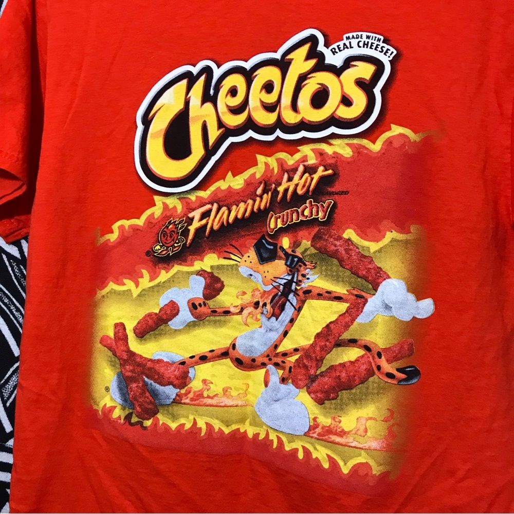 FREE Hot Topic Cheetos Bright Neon Orange Men’s T-Shirt Small S Chester Cheetah - Picture 2 of 7